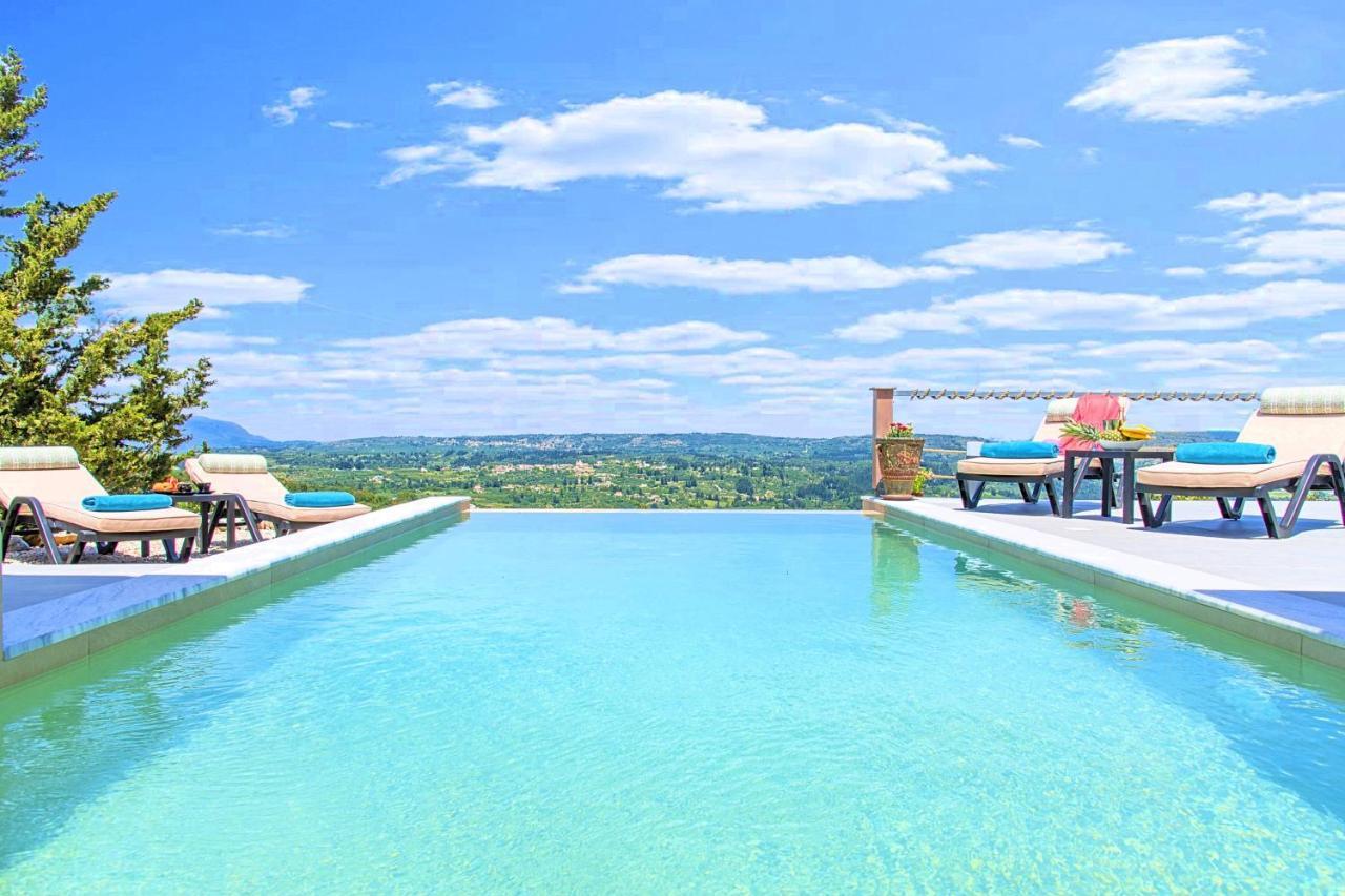 Villa Vardis Heated Pool Vryses Bagian luar foto